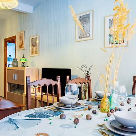 Vivienda Turistica La Escuela Appartement *